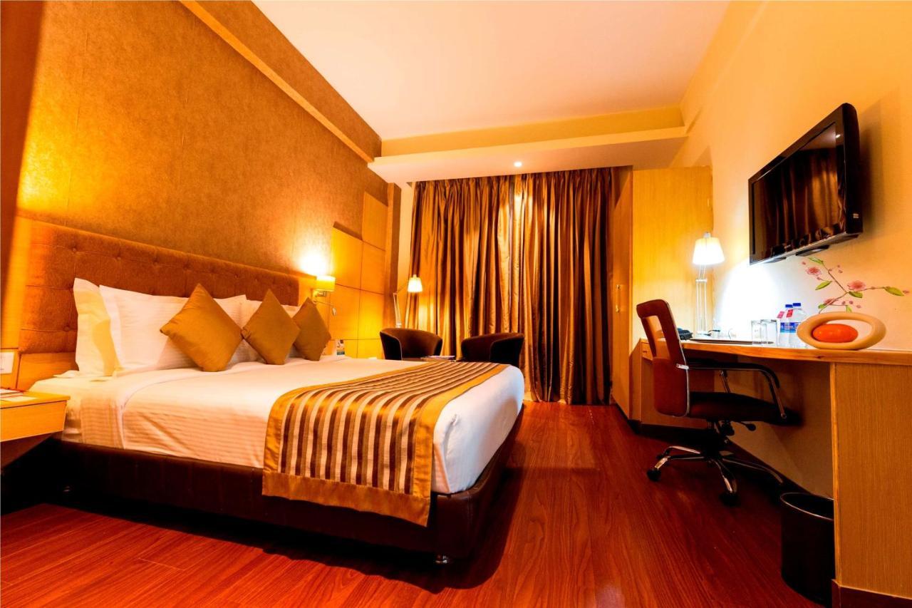 Hotel Ramada Neemrana Zewnętrze zdjęcie