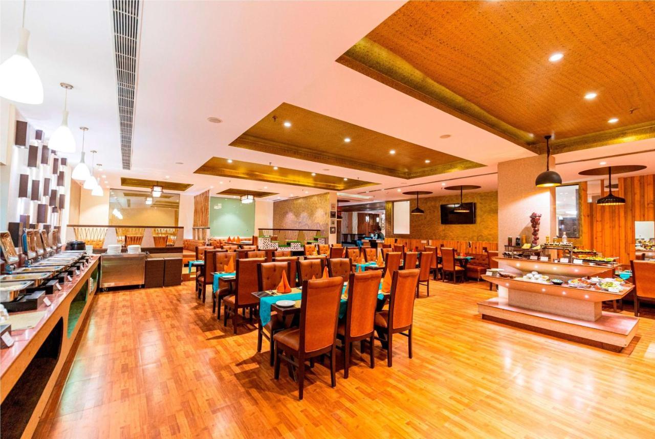 Hotel Ramada Neemrana Zewnętrze zdjęcie
