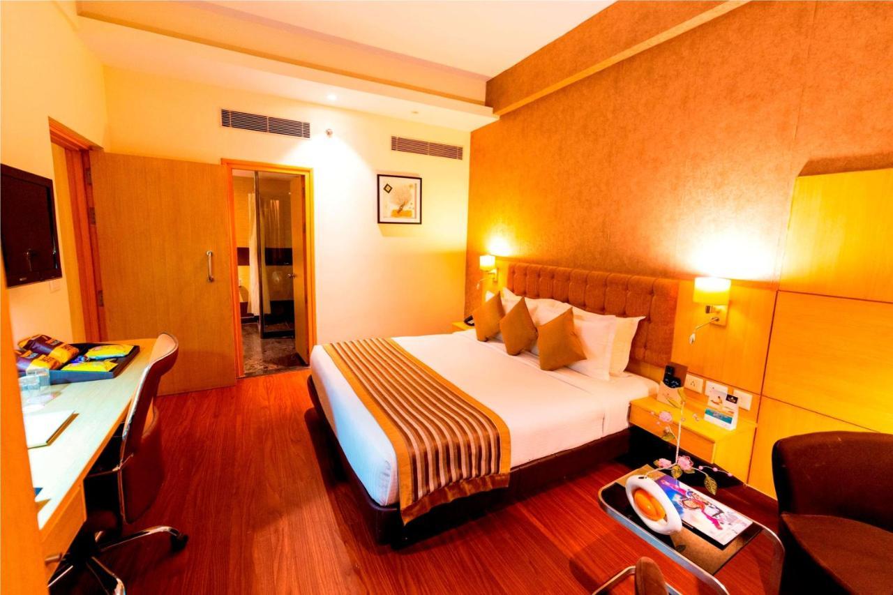 Hotel Ramada Neemrana Zewnętrze zdjęcie