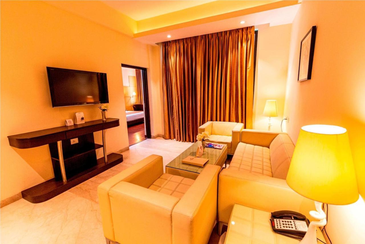 Hotel Ramada Neemrana Zewnętrze zdjęcie