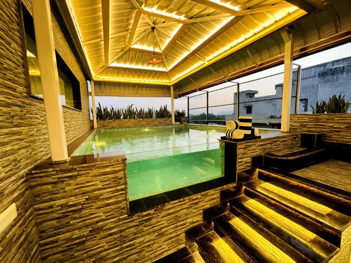 Hotel Ramada Neemrana Zewnętrze zdjęcie