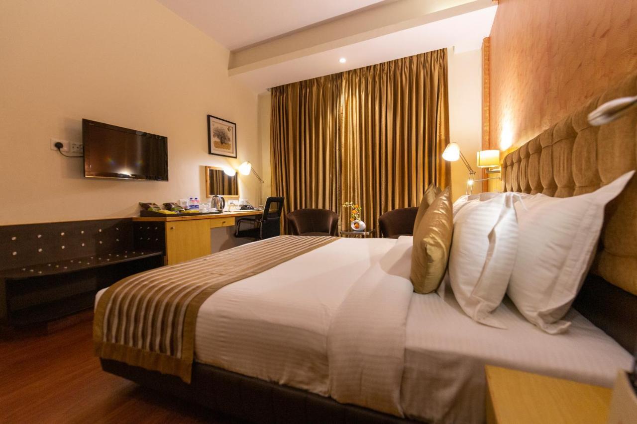 Hotel Ramada Neemrana Zewnętrze zdjęcie