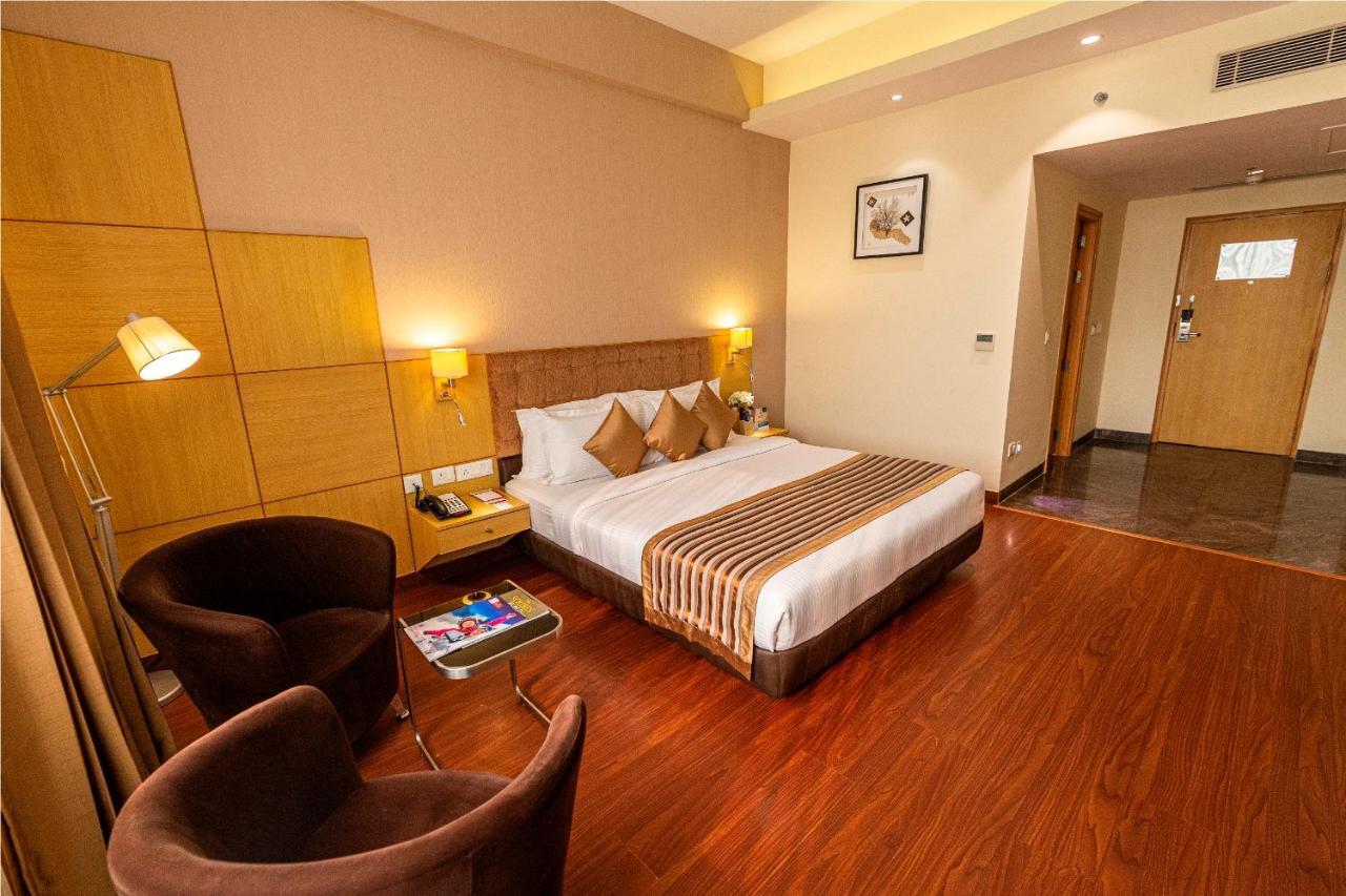 Hotel Ramada Neemrana Zewnętrze zdjęcie