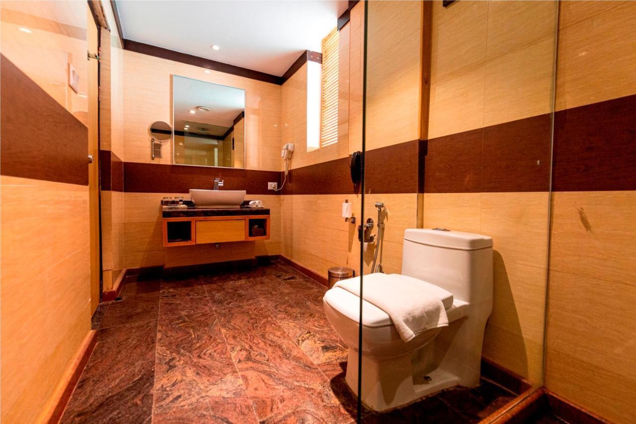 Hotel Ramada Neemrana Zewnętrze zdjęcie