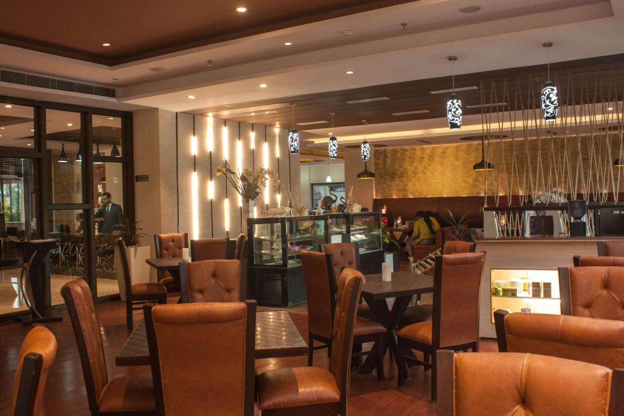 Hotel Ramada Neemrana Zewnętrze zdjęcie